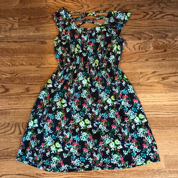 Xhilaration Dresses & Skirts - ⭐️ 3/$20 Barely worn Lightweight sundress